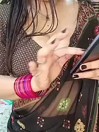 Stripchat Sex Cam of PRIYA_22