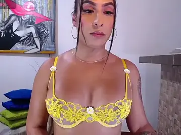 Stripchat Sex Chat of RinnaMoys