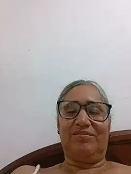 Stripchat Live Sex of _candi