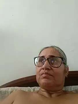 Stripchat Adult Webcam of _candi