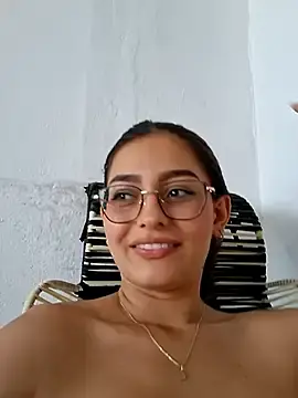 Stripchat Watch Live Sex Cams of Ary-18