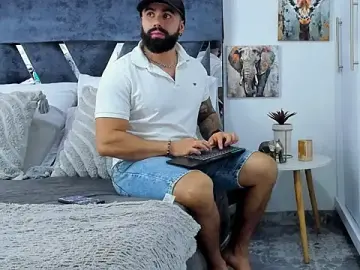 Stripchat Live Sex Cam of Zack_Froone