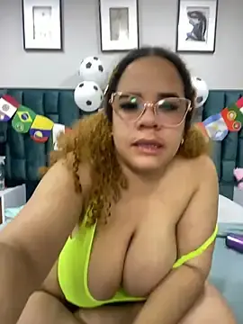Stripchat Adult Webcams of La_Crespa_x