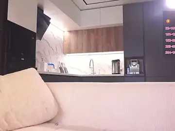 Stripchat Sex Cam of GlaydsLeveto