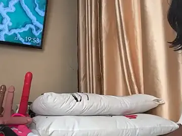 Stripchat Best Webcam of AudreySpanksFuck-