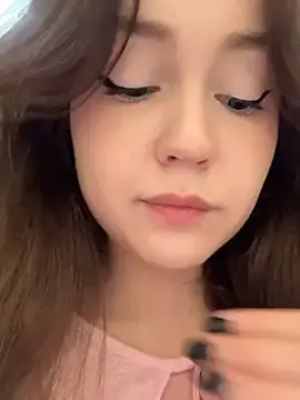 Stripchat Free Porn Cam of Peachy_Dream