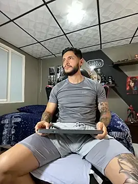 Stripchat Adult Webcams of marcel_crawford96