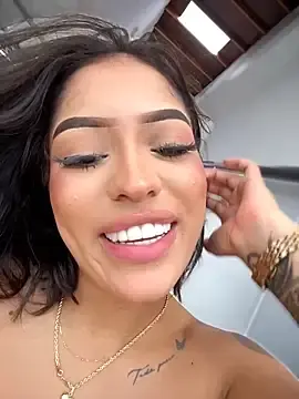 Stripchat Watch Live Sex Cams of MystiqueXXX
