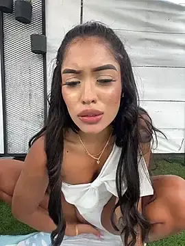 Stripchat Free Live Porn of MystiqueXXX