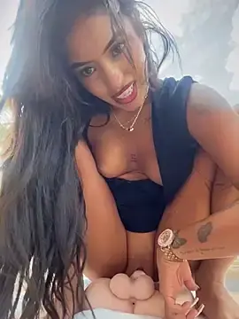 Stripchat Free Live Porn of MystiqueXXX