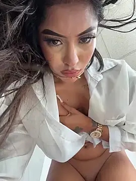 Stripchat Live Sex of MystiqueXXX