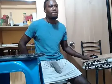 Stripchat Free Live Porn of kurtbigcock