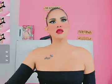 Stripchat Sex Cam of valentina_princess_