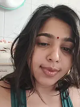Stripchat Free Porn Cam of Cute-Simmi69