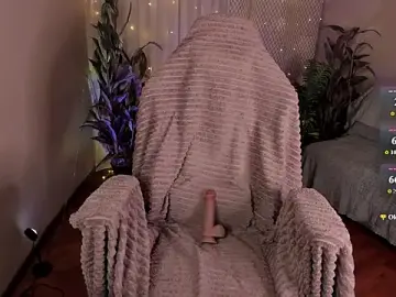 Stripchat Live Porn of Astralil_