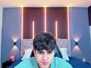 Stripchat Live Sex of Tommy18__