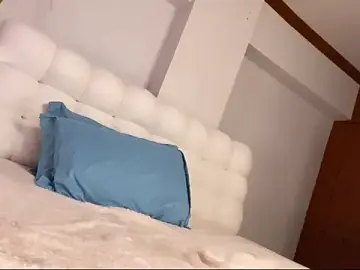 Stripchat Watch Live Sex Cams of NoirElysia