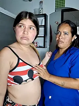 Stripchat Free Live Porn of royalgirls_x