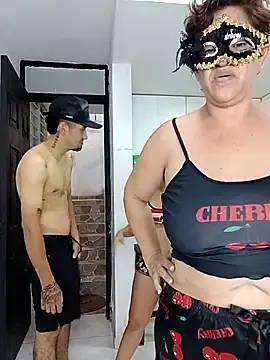 Stripchat Best live sex cam show of royalgirls_x