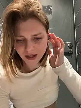 Stripchat Live Sex Cam of ValenciaShock