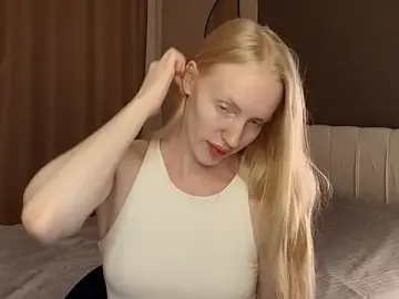 Stripchat Nude Webcam of Miss_EliizaShy