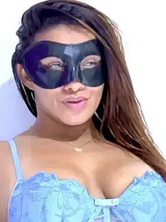Stripchat Live Sex Cam of italiangirlmilano