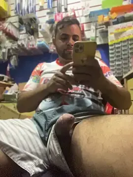 Stripchat Adult Webcams of Sheik_z_o