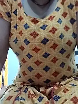 Stripchat Live Sex Cam of Darling8008