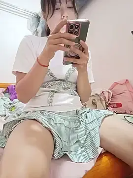 Stripchat Watch Live Sex Cams of Linda-yiyi