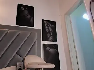 Stripchat Best live sex cam show of brenda_nova18