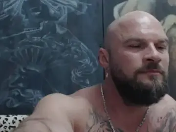 Stripchat Free Porn Cam of viking_30