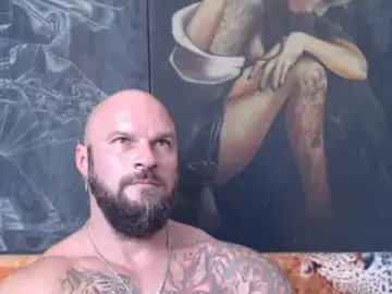 Stripchat Nude Webcam of viking_30