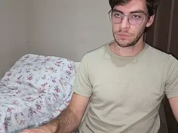 Stripchat Sex Cam of GringoDelicius