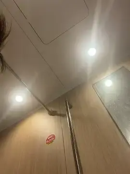 Stripchat Free Porn Cam of MISIRINN