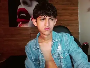 Stripchat Sex Cam of Michaelkoiv