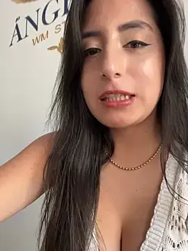 Stripchat Live Porn of Tabatha_11