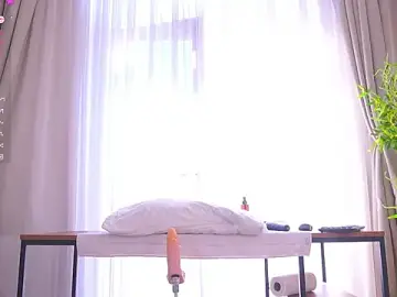 Stripchat Free Porn Cam of LynBardon