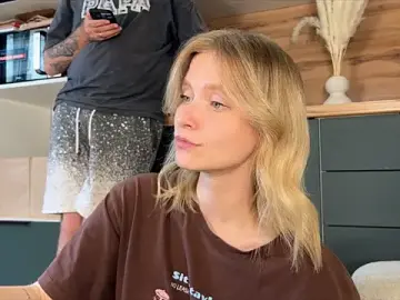 Stripchat Live Sex of Adelovenick