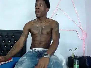 Stripchat Free Porn Cam of Damian_hart_24CM