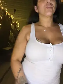 Stripchat Live Sex of LittleMissEeve