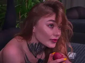 Stripchat Sex Chat of AriWild
