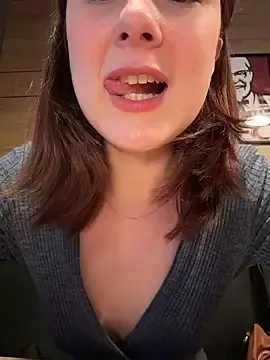 Stripchat Free Porn Cam of Dina_Tease