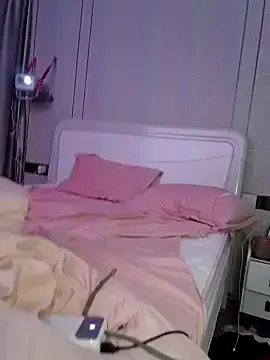 Stripchat Live Sex Cam of MissAndKiss