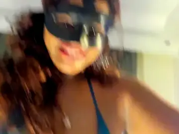Stripchat Sex Cam of Bad_Girl_Kayra69