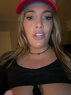 Stripchat Sex Cam of hollyharmd