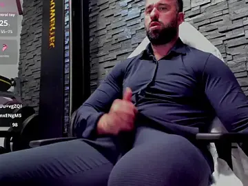 Stripchat Adult Webcam of David_Big_Daddy