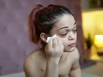 Stripchat Live Sex of MaiaMini