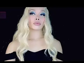 Stripchat Free Porn Cam of PRETTY_BIGCOCK1