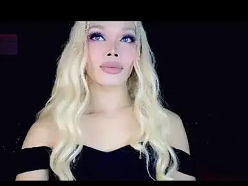 Stripchat Free Live Porn of PRETTY_BIGCOCK1