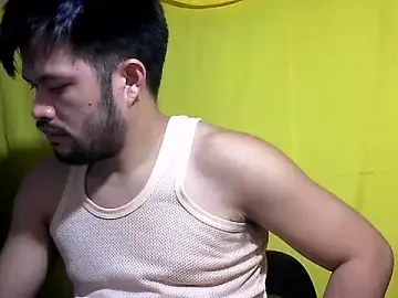 Stripchat Free Porn Cam of HairyHottestpinoyHandsome